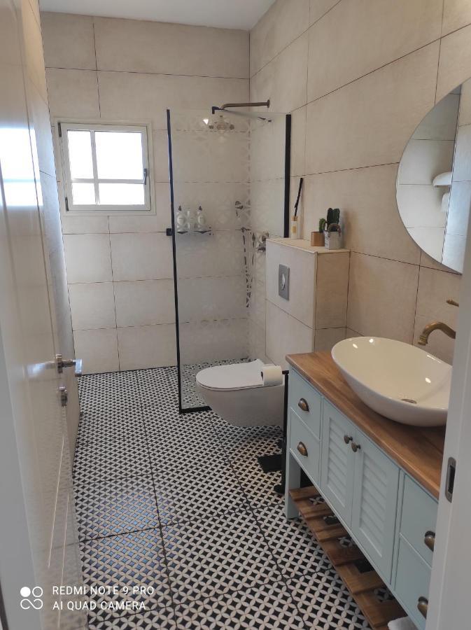 קיבוץ עין גדי Bar Suite מראה חיצוני תמונה