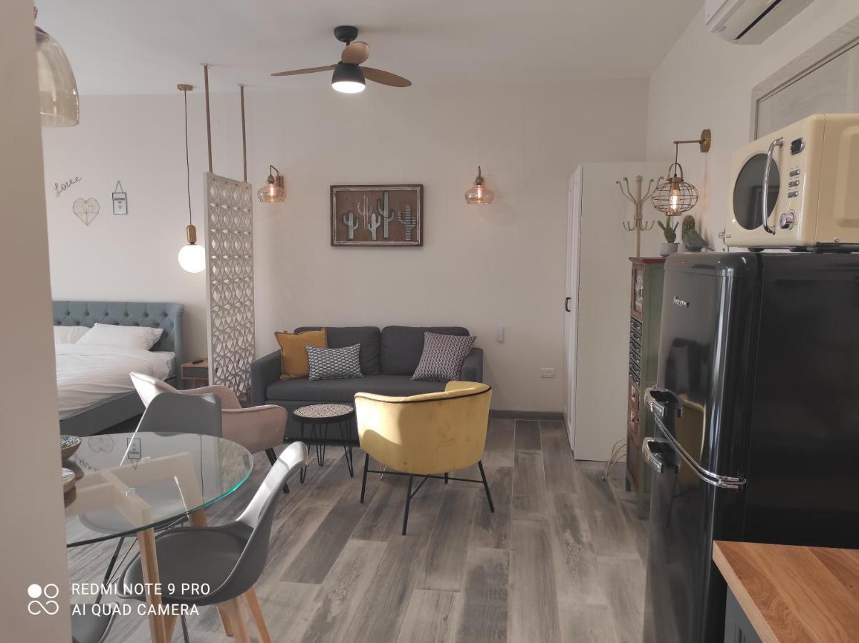 קיבוץ עין גדי Bar Suite מראה חיצוני תמונה