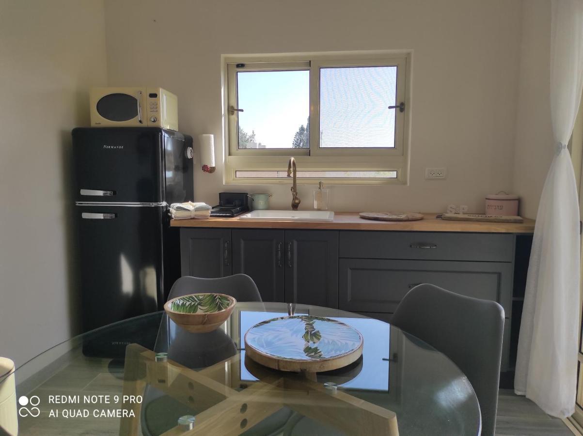 קיבוץ עין גדי Bar Suite מראה חיצוני תמונה