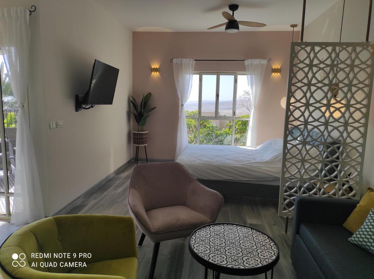 קיבוץ עין גדי Bar Suite מראה חיצוני תמונה
