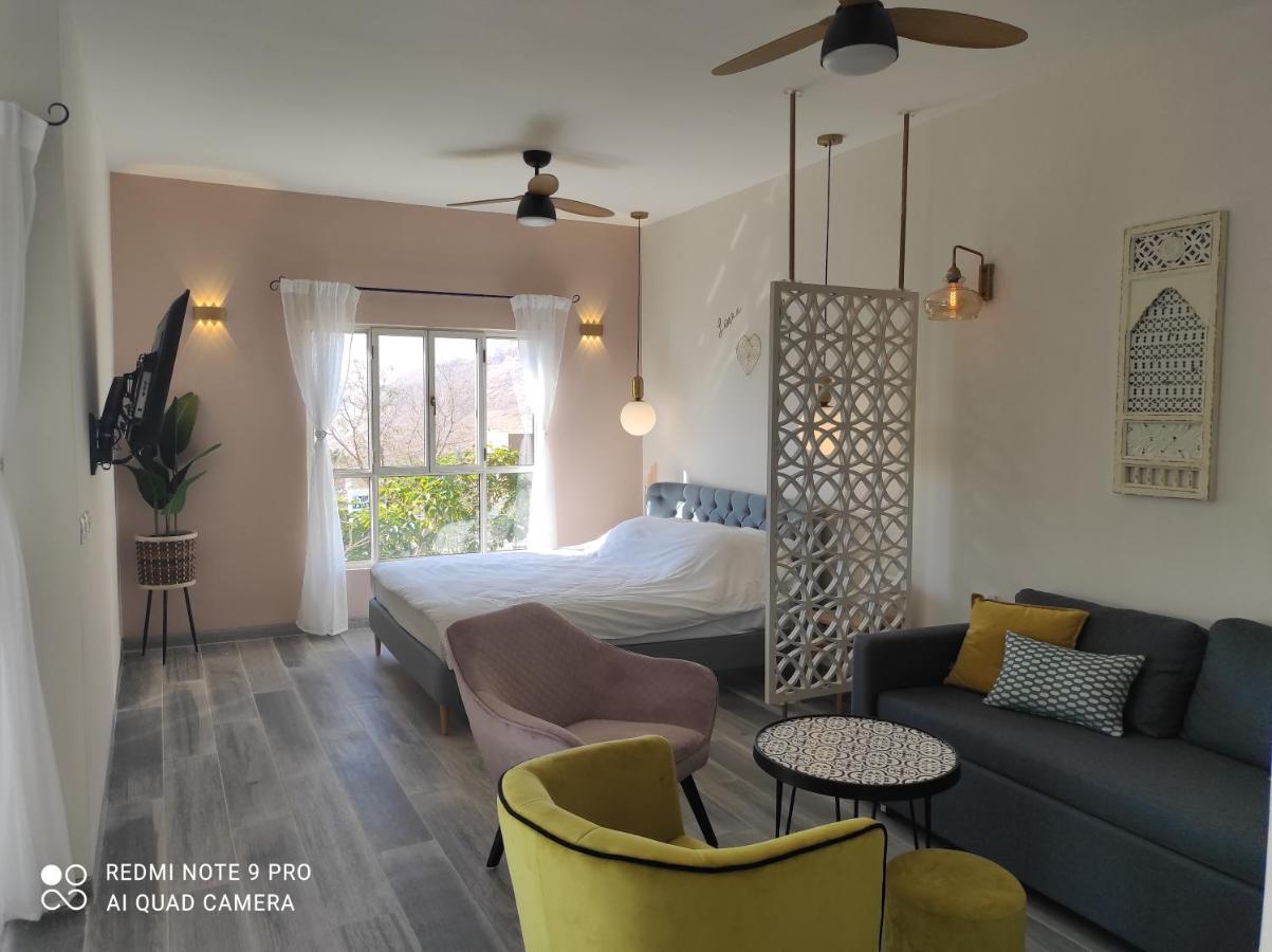קיבוץ עין גדי Bar Suite מראה חיצוני תמונה